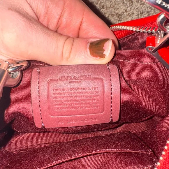 Red Coach Swinger C - Picture 6 of 8